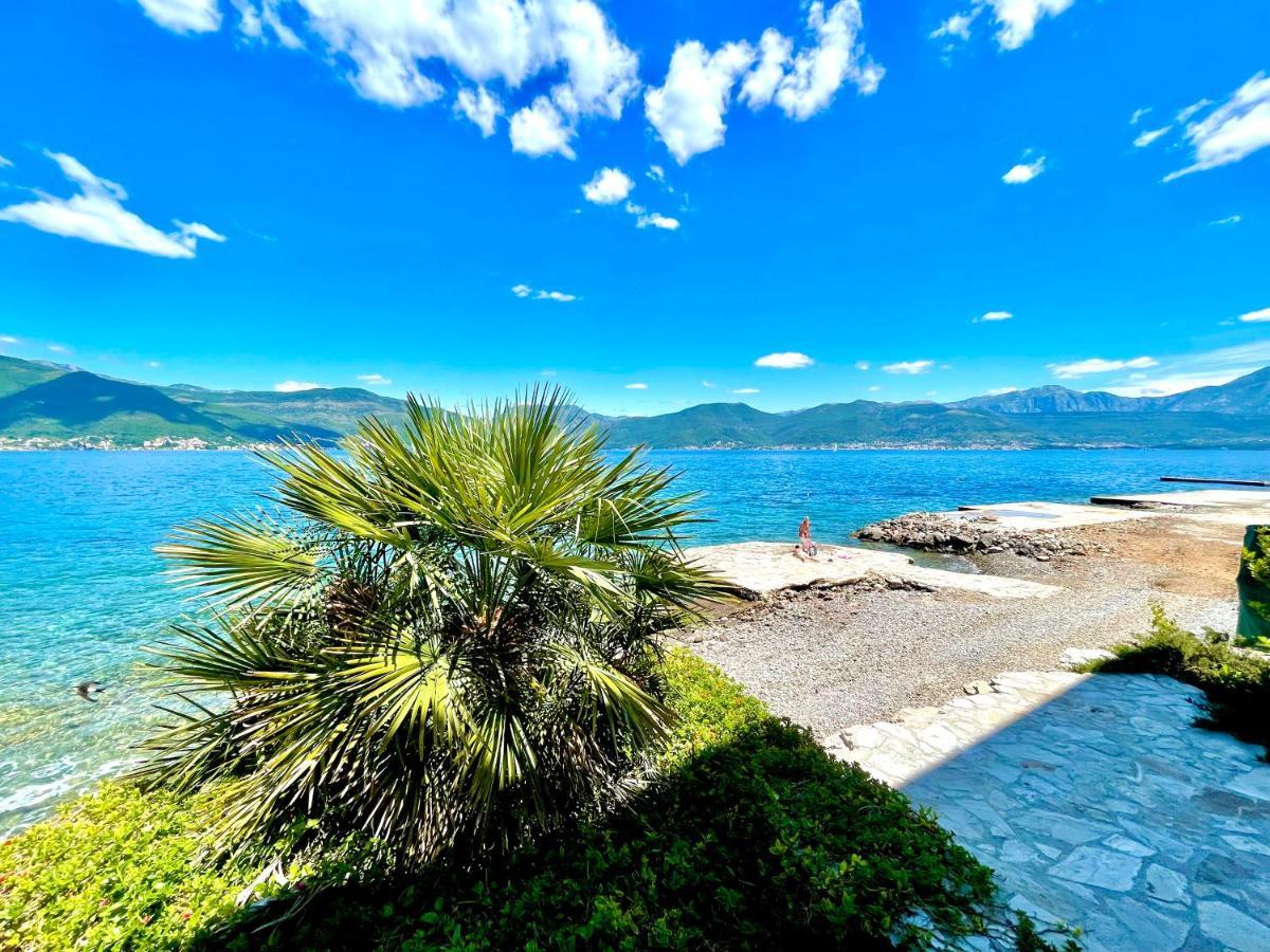 Beachfront Villa Pearl Of Adria คราซิชิ ภายนอก รูปภาพ